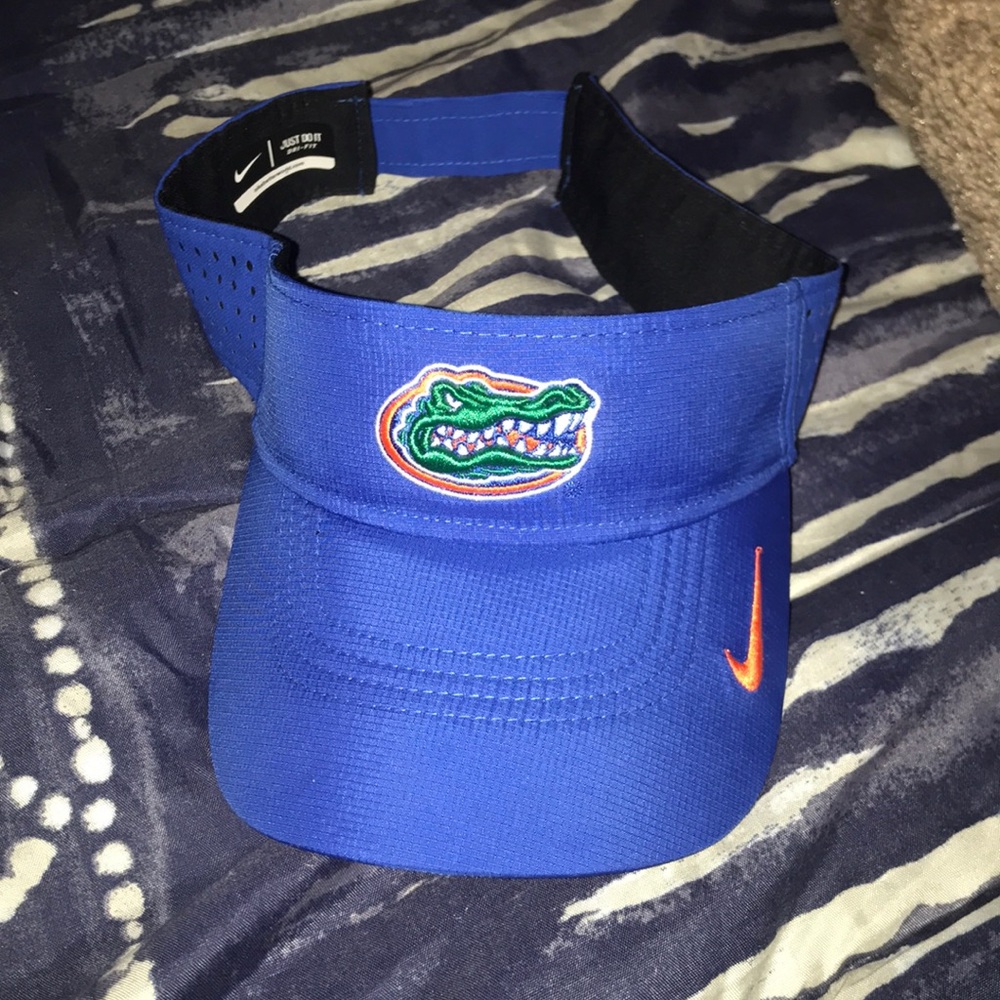 nike gators visor !